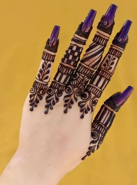 Simple Mehandi Design For Girls