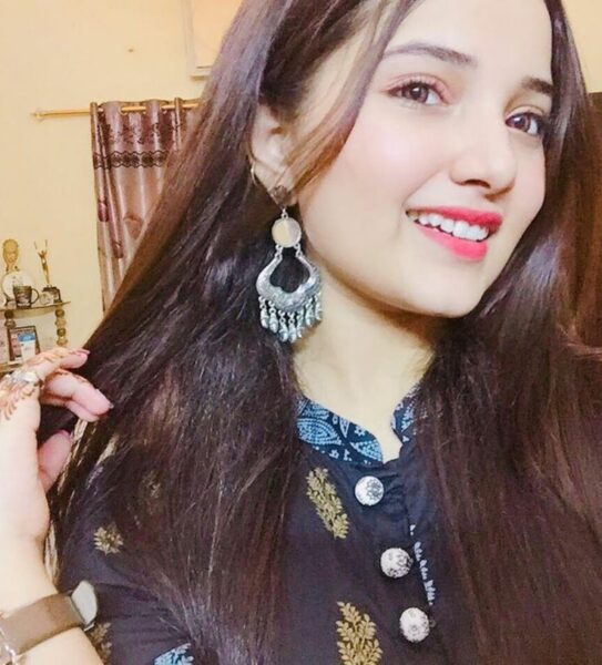 Best Girls DP 2025: 1000+ High-Quality Images, Photos & Profile Pictures this one - LatestImage.com – Download High-Quality Free Images & Wallpapers Beautiful WhatsApp girl pic 8