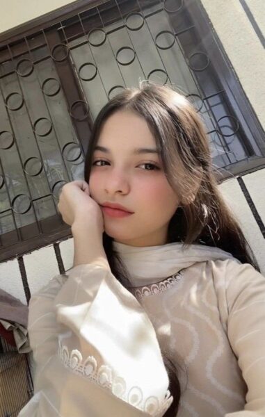 Best Girls DP 2025: 1000+ High-Quality Images, Photos & Profile Pictures this one - LatestImage.com – Download High-Quality Free Images & Wallpapers Cute girl pic 4
